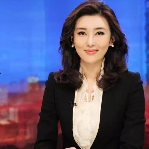 央视女主播 李红,央视女主播的优雅风采与职业成长之路
